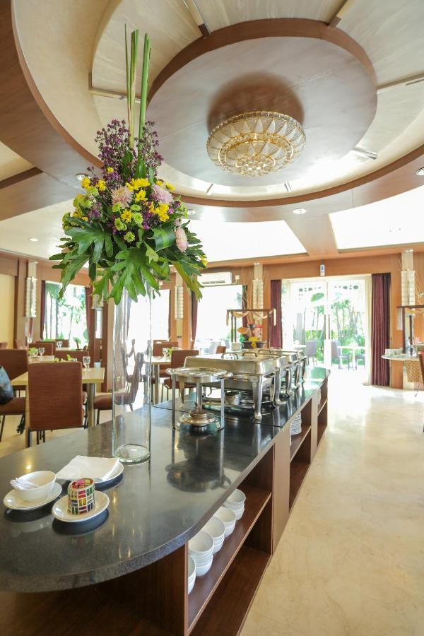 Country Heritage Hotel スラバヤ エクステリア 写真