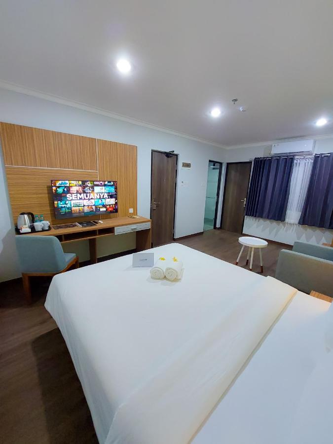 Country Heritage Hotel スラバヤ エクステリア 写真